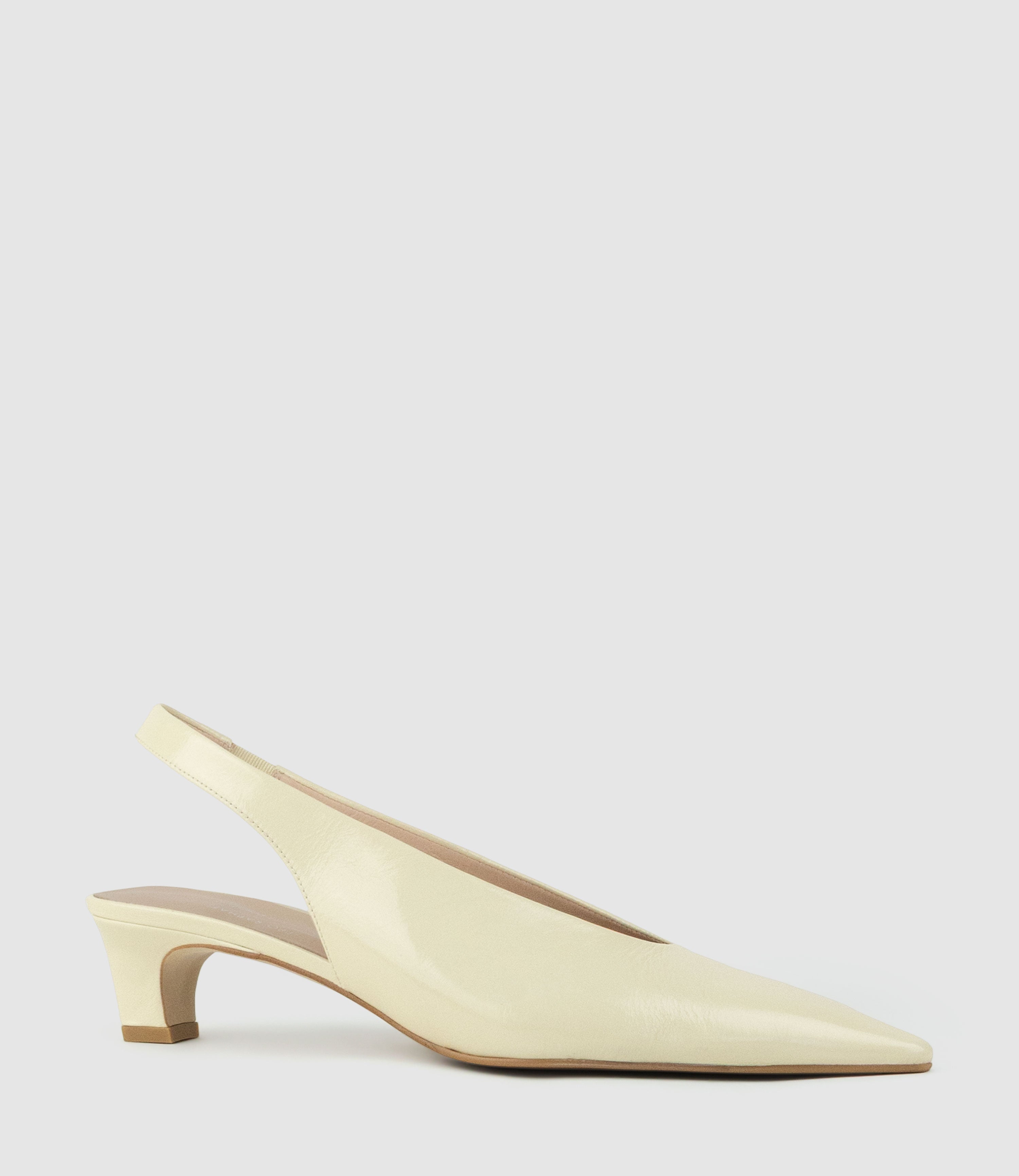 DIALA40 Choked Slingback in Offwhite Crinkle Patent