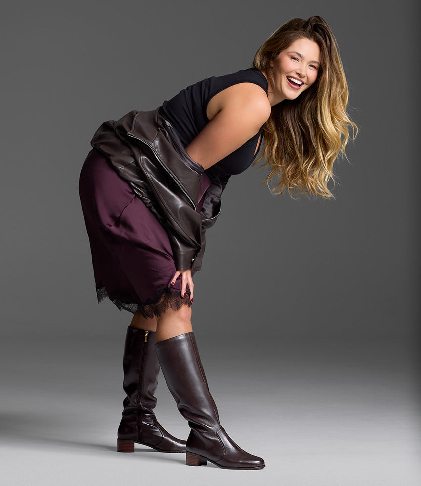 VALE40 Wide Fit Knee High Boot in Chocolate
