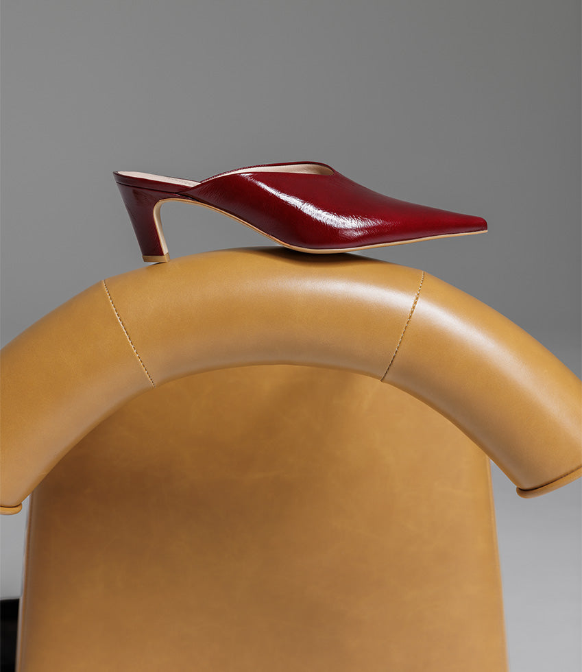 BASTILLE55 Closed Toe Slide in Burgandy Crinkle Patent