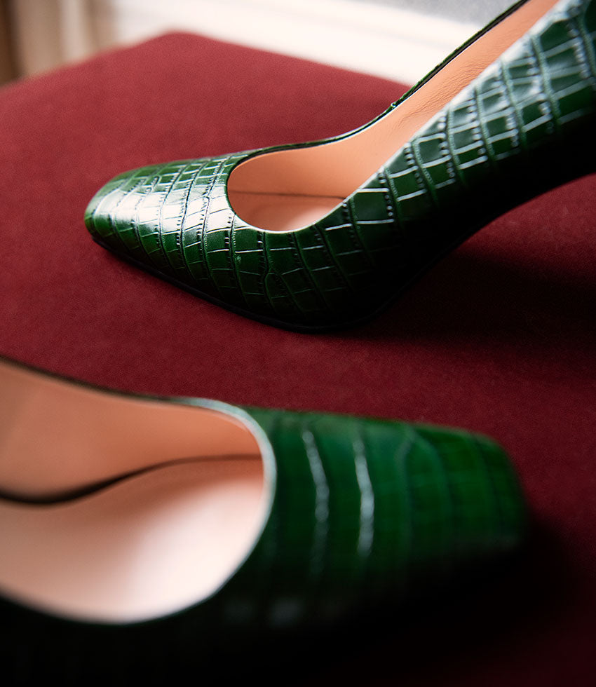 BROOKLYN85 Square Toe Pump in Green Croc - Edward Meller