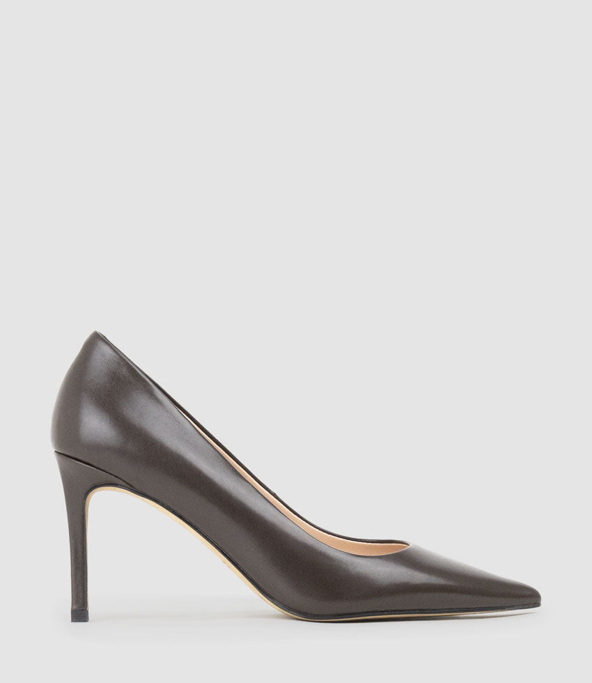 AISHA85 Pointed Pump in Brown Calf - Edward Meller