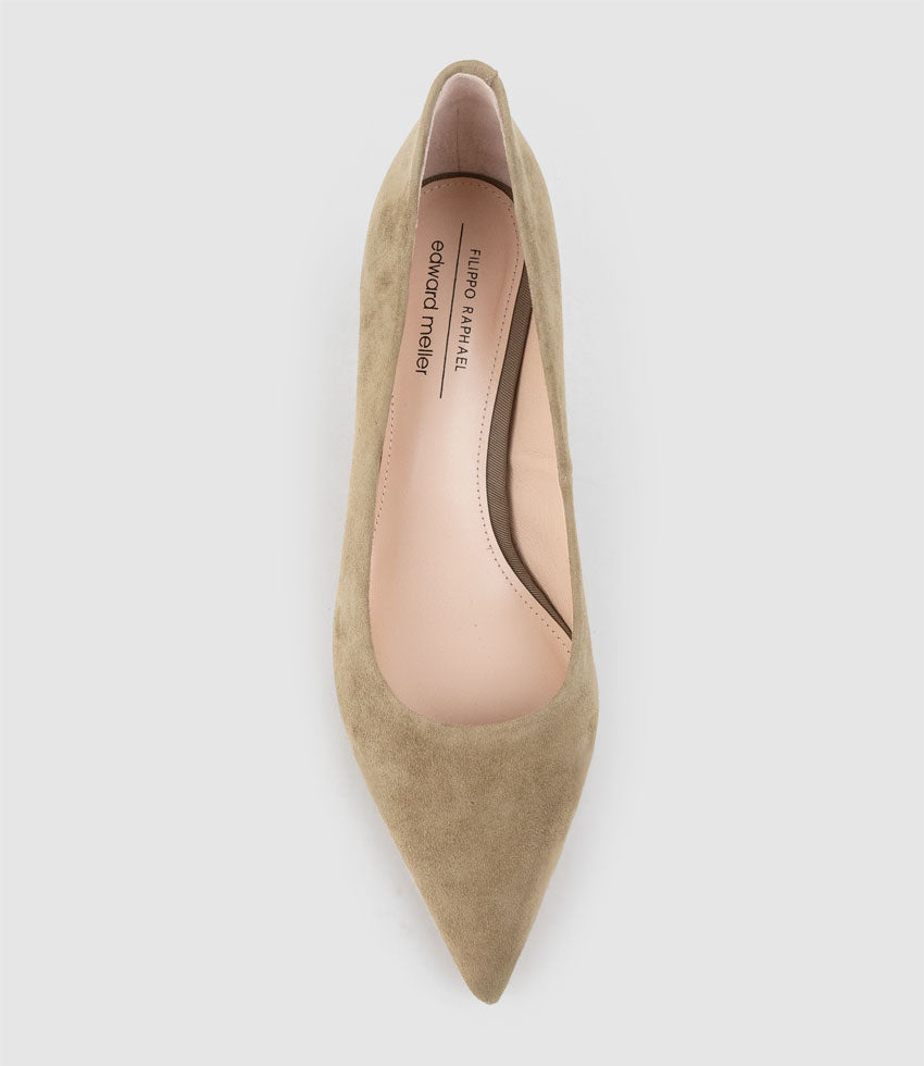 APRIL60 Pointed Toe Pump in Camel Suede - Edward Meller
