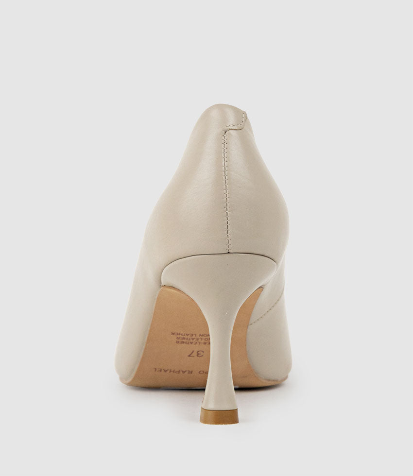 ARIEL75 Chiselled Pump in Ash Calf - Edward Meller