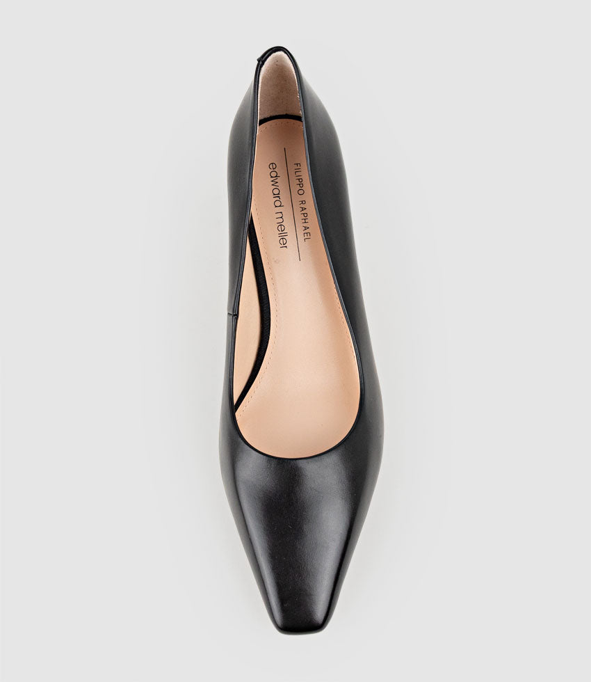 ARIEL75 Chiselled Pump in Black Calf - Edward Meller