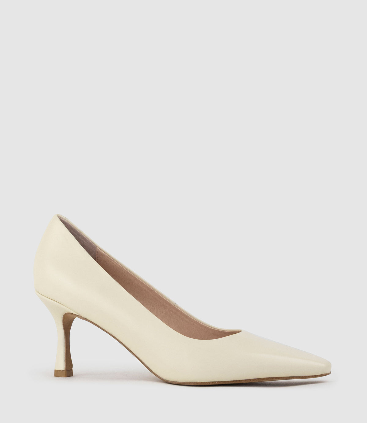 ARIEL75 Chiselled Pump in Offwhite Calf - Edward Meller