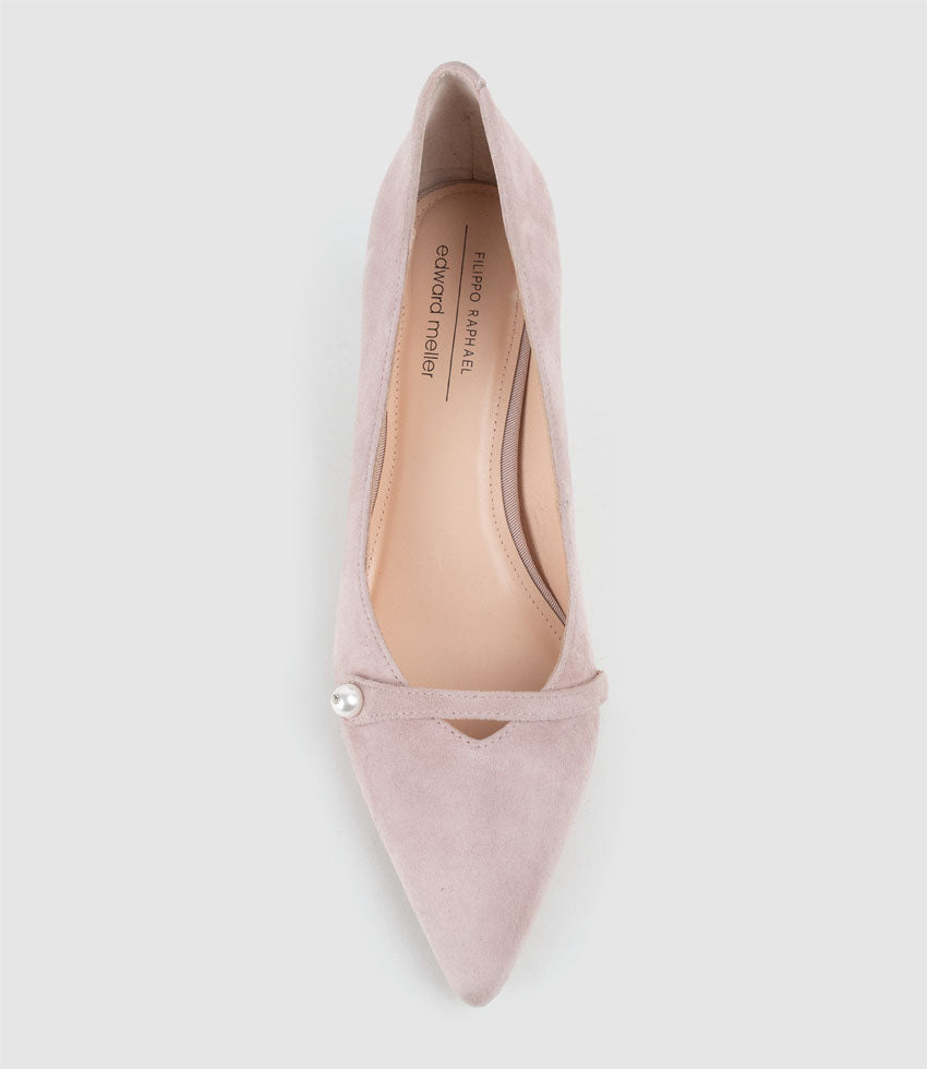 AVERE55 Choked Pump in Petal Suede - Edward Meller