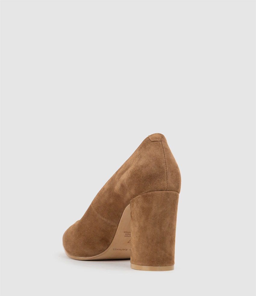 BRYNLEY85 Block Heel Pointed Pump in Tan Suede - Edward Meller