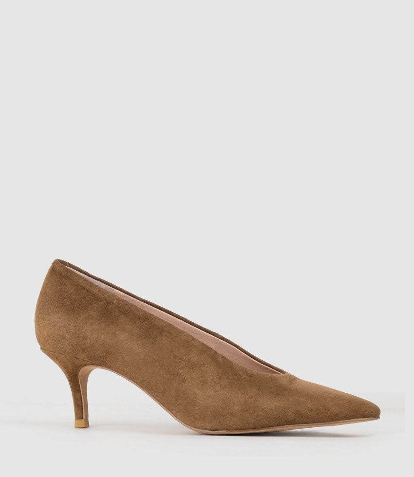 CORA60 Choked Pointed Pump in Tan Suede - Edward Meller