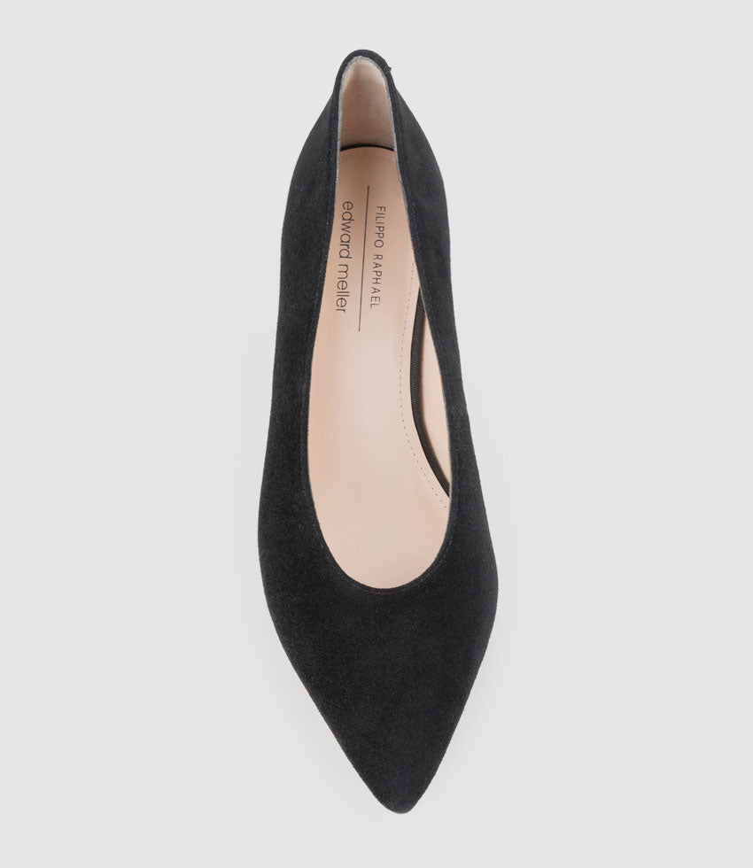 COSETTE55 Choked Up Pump in Black Suede - Edward Meller