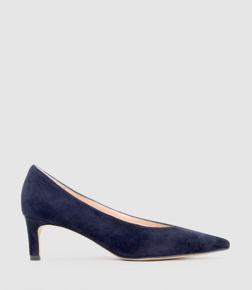 COSETTE55 Choked Up Pump in Navy Suede - Edward Meller