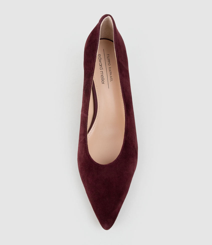 COSETTE55 Choked Up Pump in Wine Suede - Edward Meller