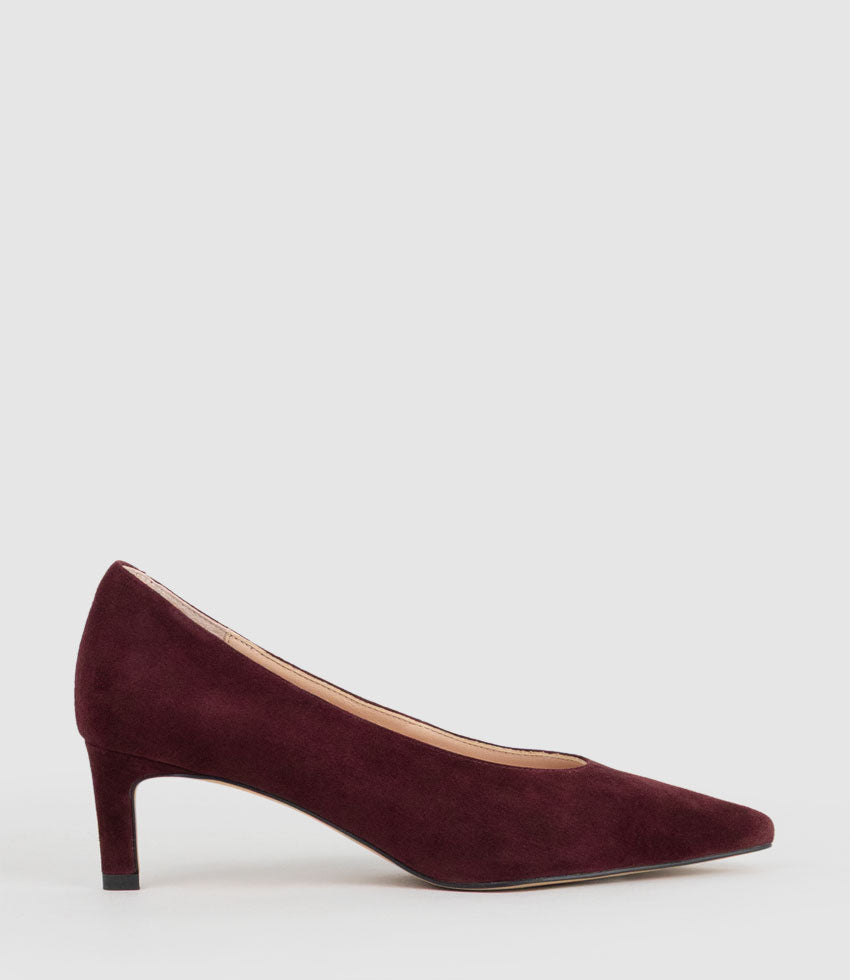 COSETTE55 Choked Up Pump in Wine Suede - Edward Meller