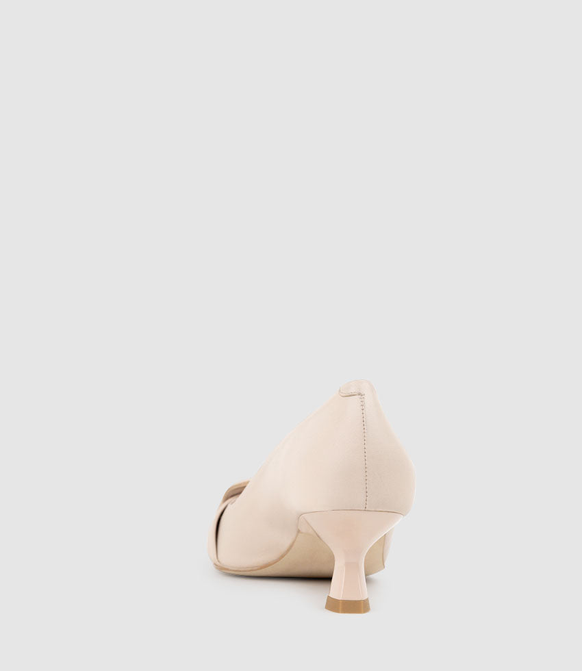 DESTRA60 Pointed Pump with Buckle in Nude - Edward Meller