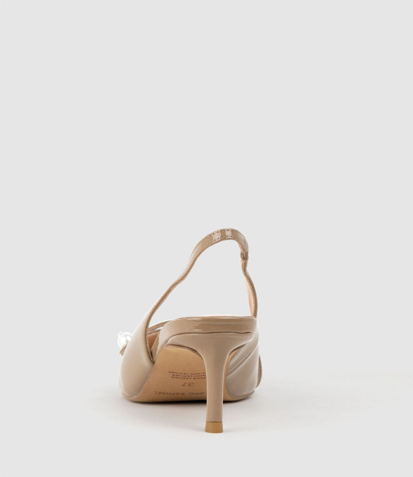 DIVINE55 Slingback Pump with Pearl in Latte Patent - Edward Meller