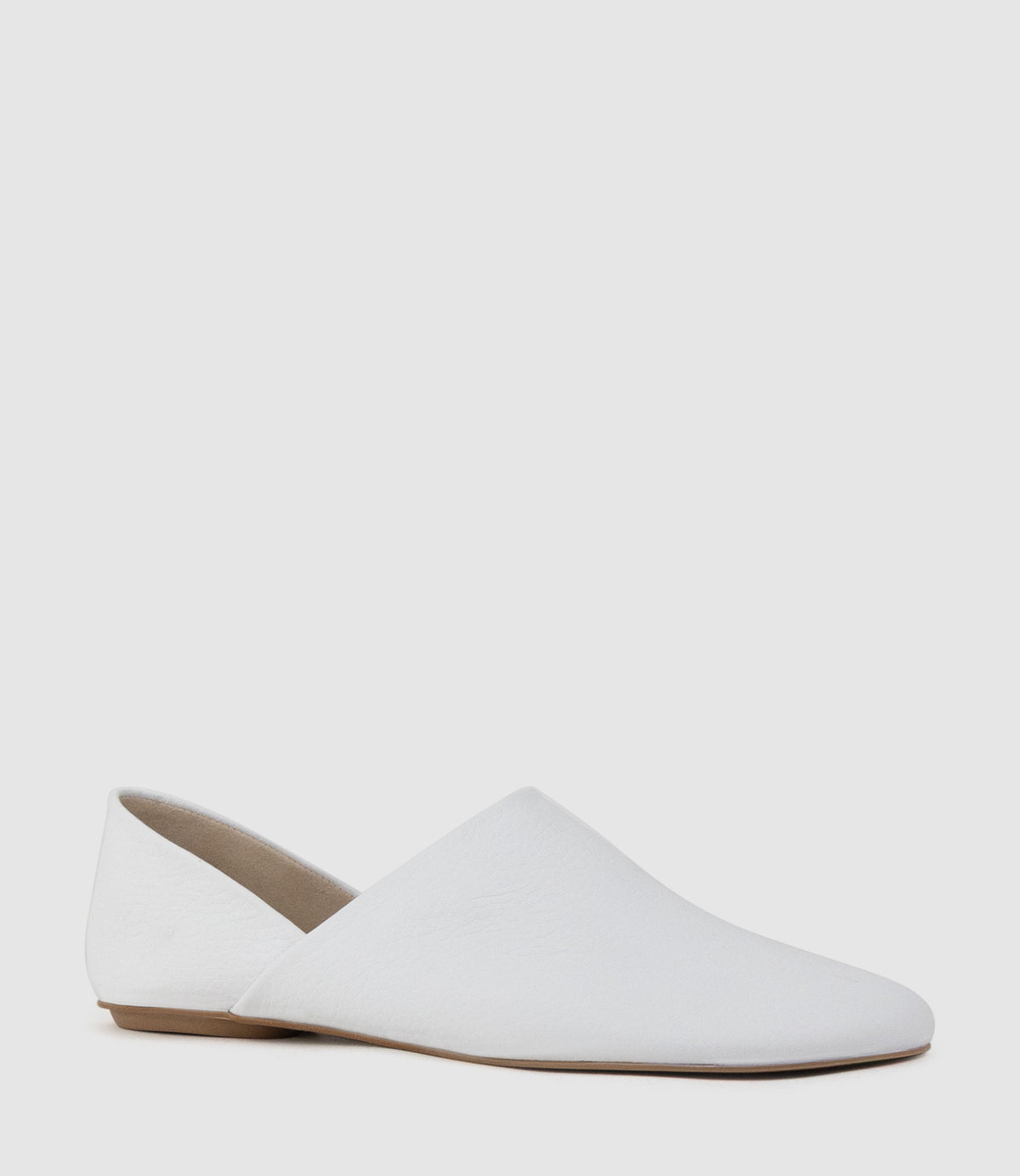 EMANUEL Slip-on with Collapsable Back in White
