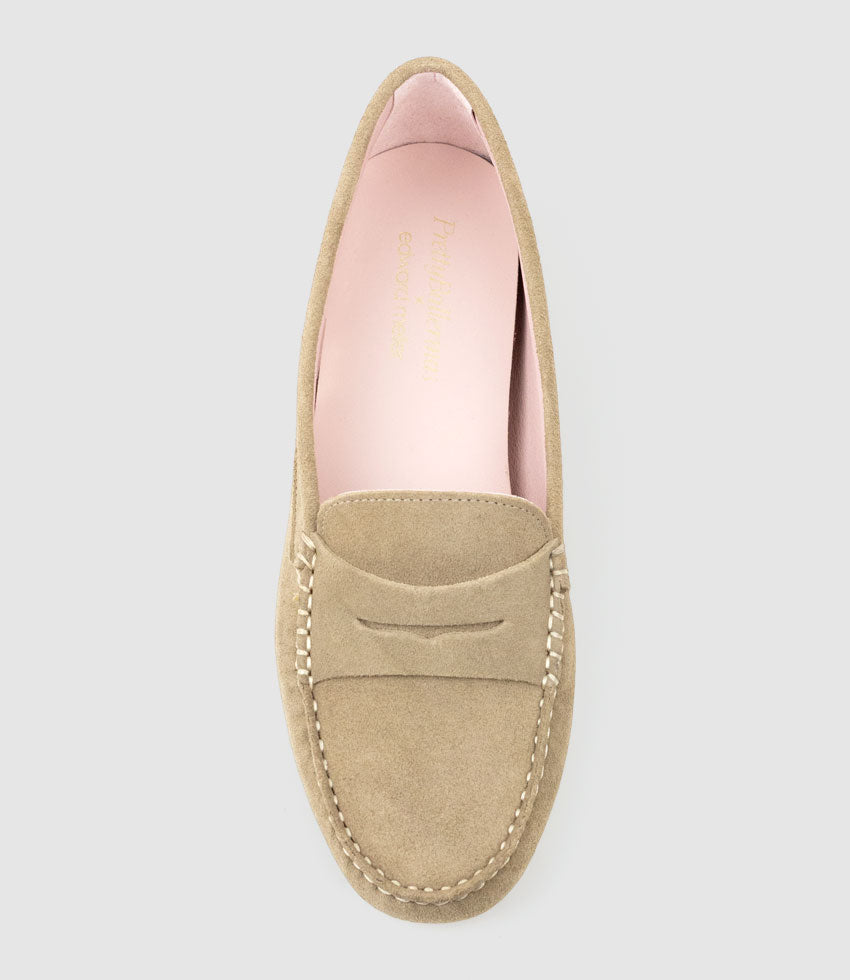 GAMET Loafer with Stitching in Sand Suede
