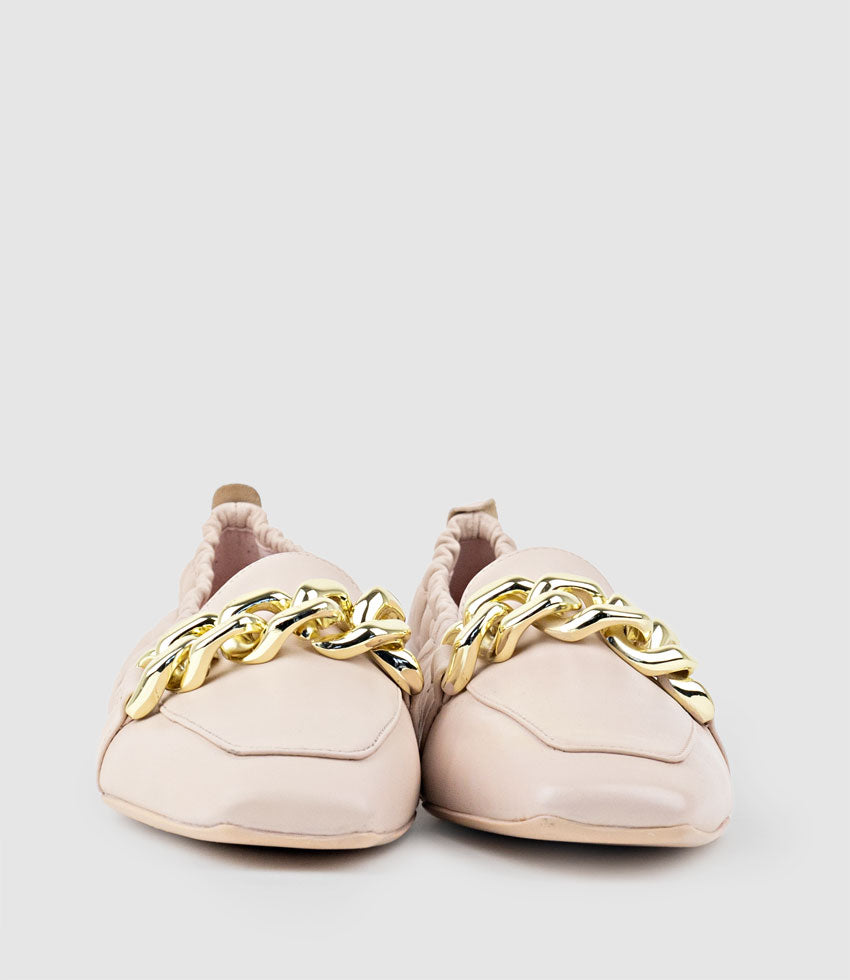 GIANI Loafer with Chain in Nude - Edward Meller