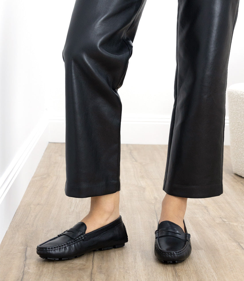 GRACEY Driving Moccasin in Black Calf - Edward Meller