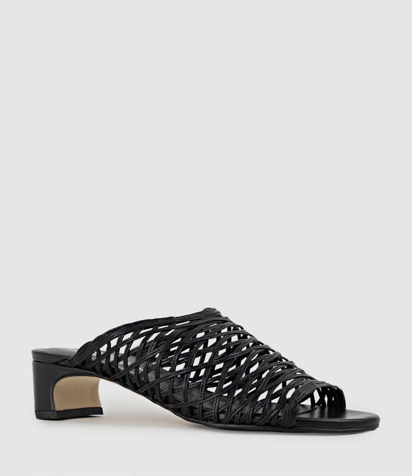 ILLIA45 Woven Slide in Black | Edward Meller