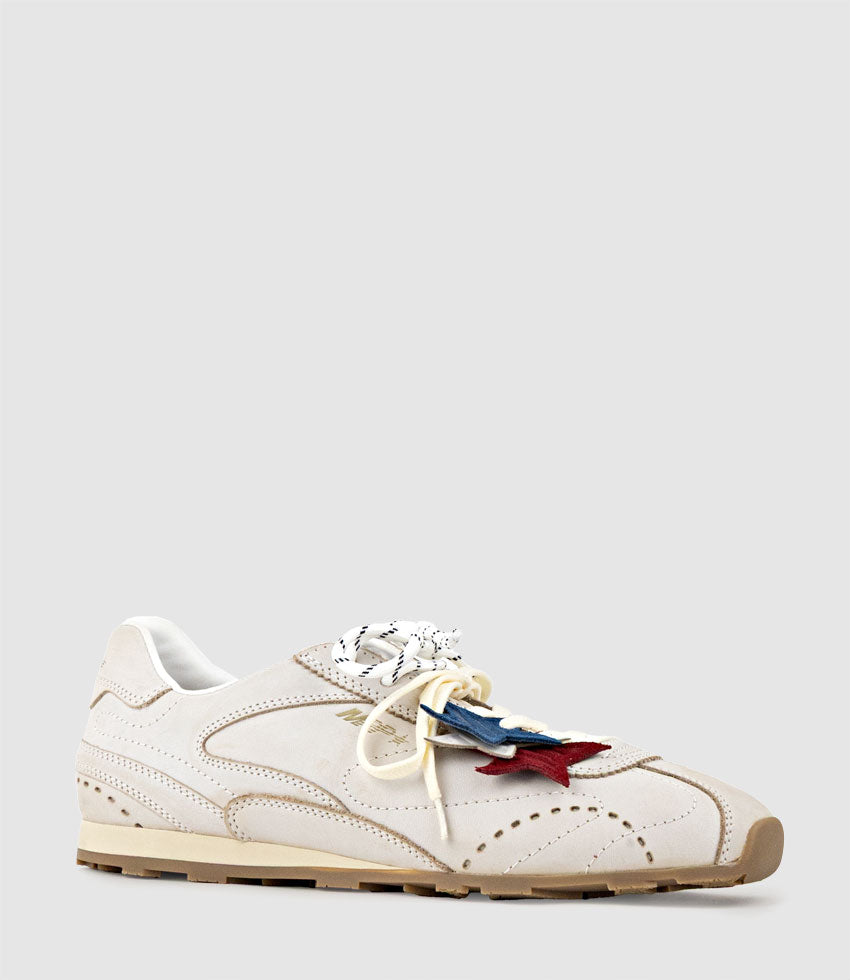 JUNO Star Charm Sneaker in Offwhite