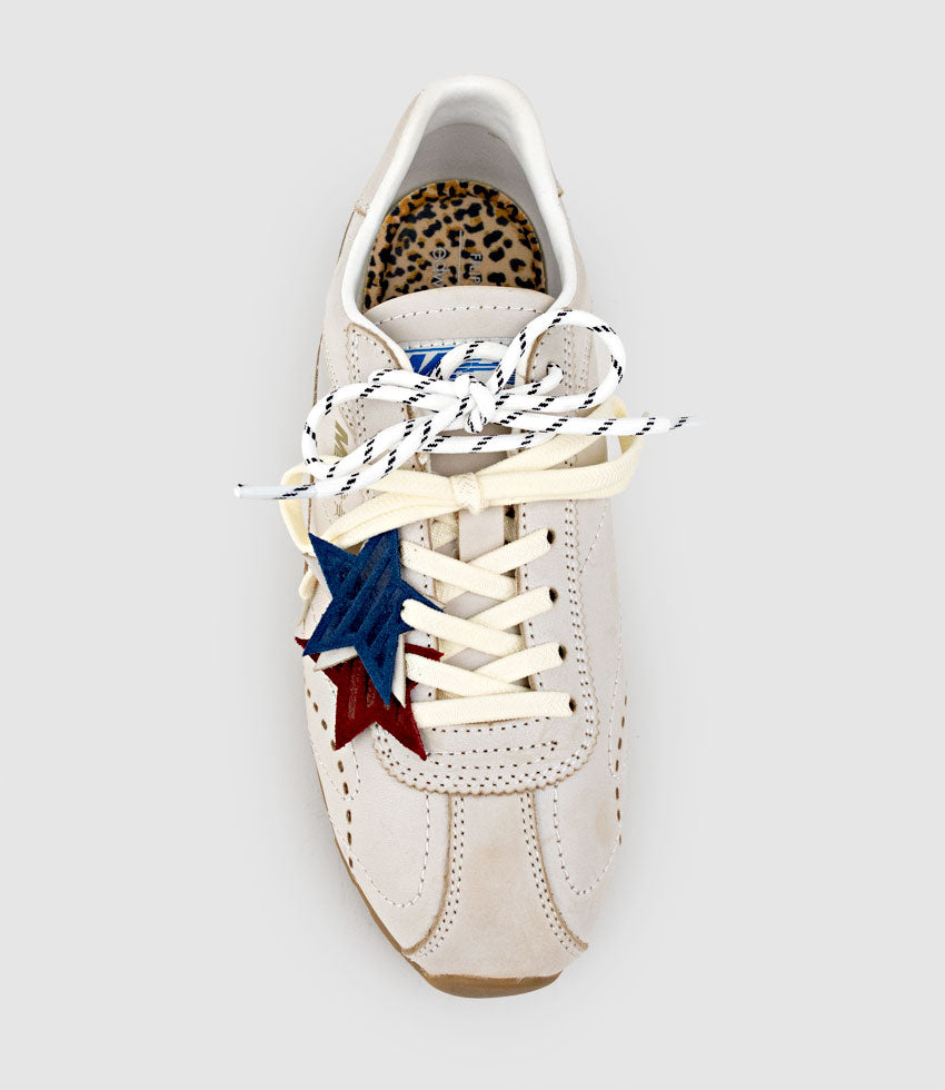 JUNO Star Charm Sneaker in Offwhite