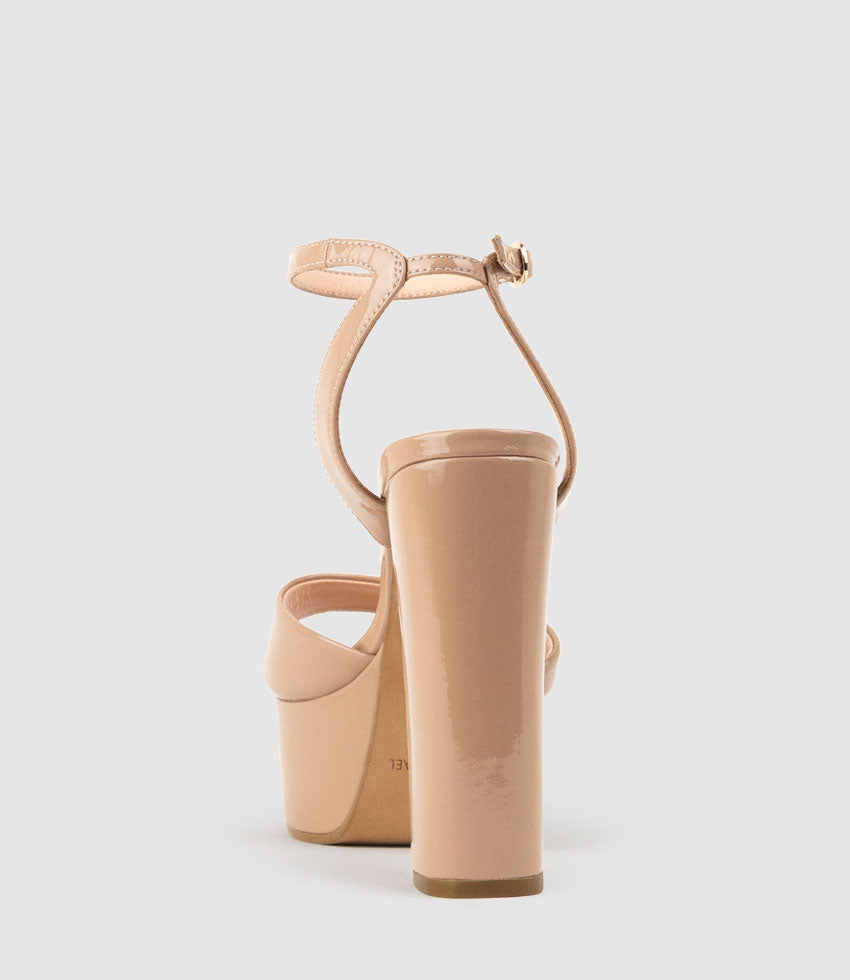 REGANA125 Open Toe Platform Sandal in Nude Patent - Edward Meller