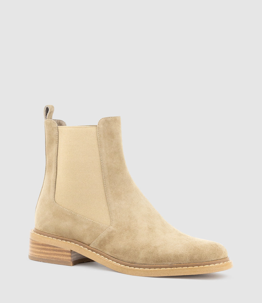WALKER30 Chukka Boot in Camel Suede - Edward Meller