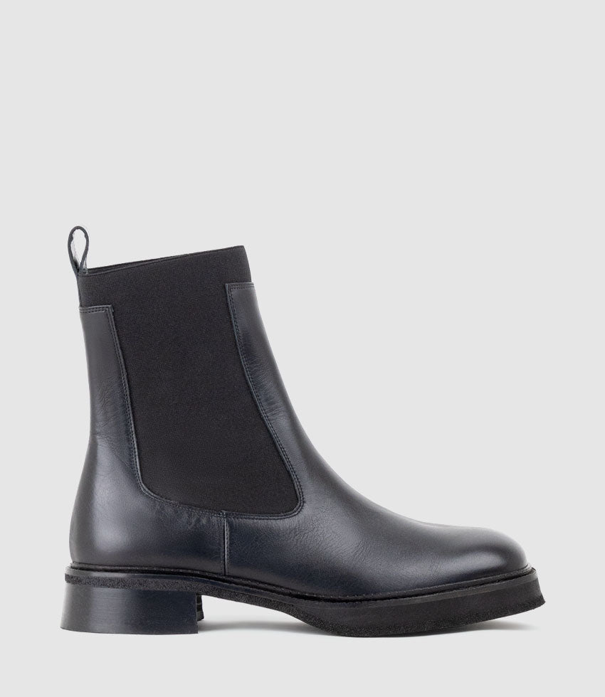 WENDYL Ankle Boot with Gusset in Black