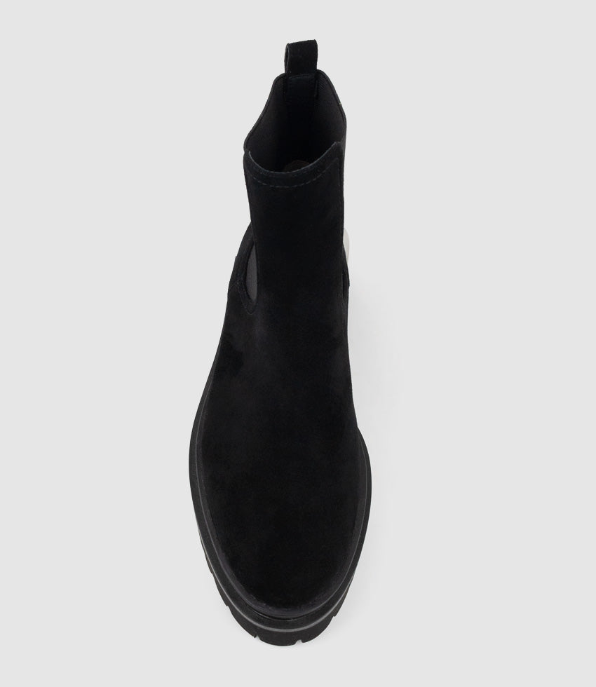WILMOTT Chukka Boot on EVA Sole in Black Suede - Edward Meller
