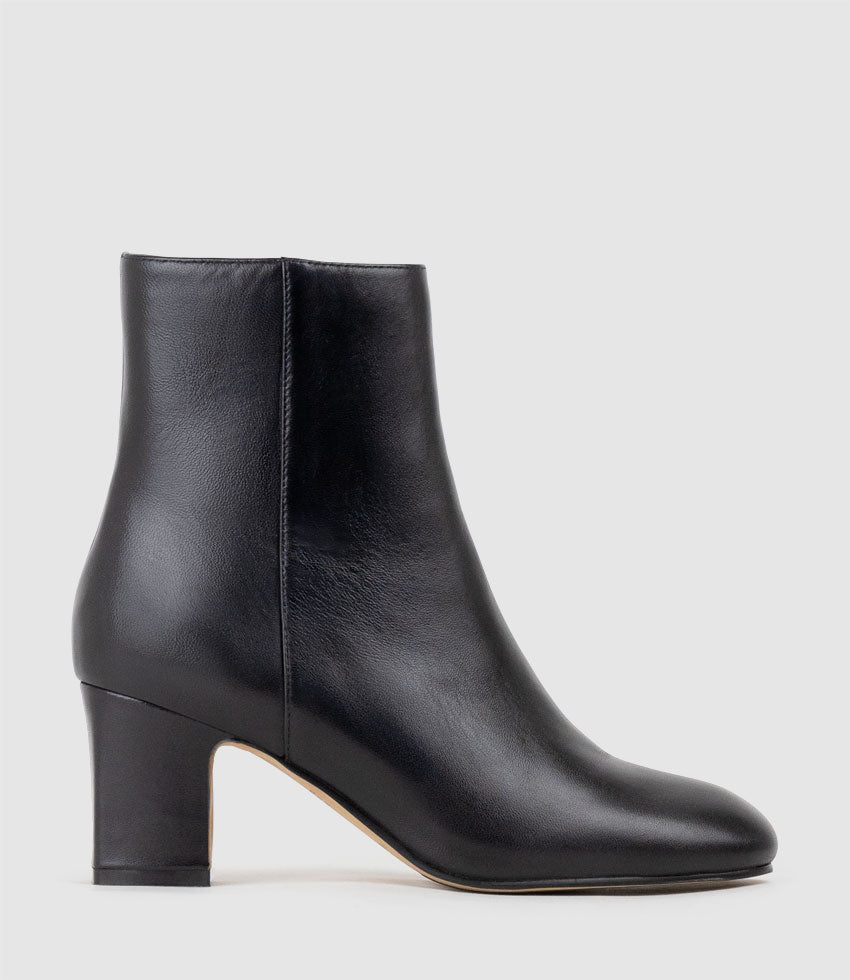 ZERA65 Pointed Ankle Boot in Black