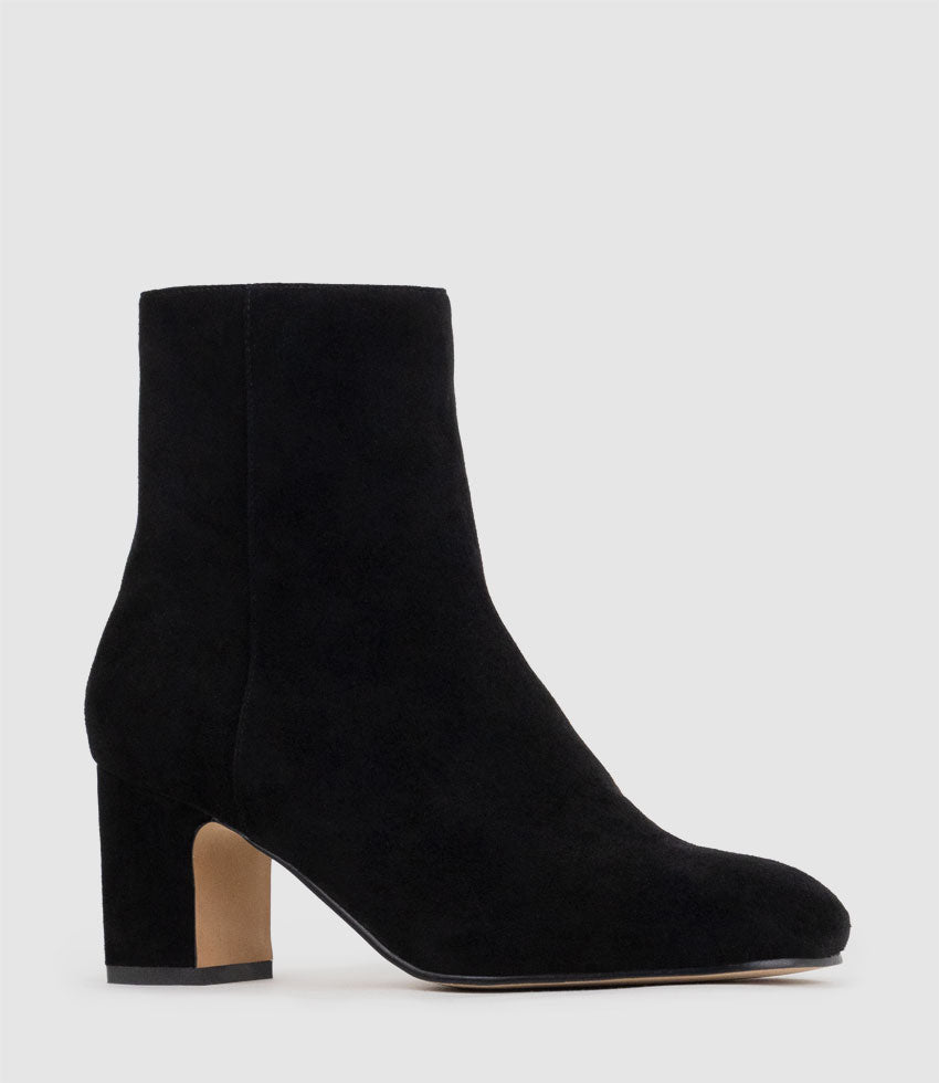 ZERA65 Pointed Ankle Boot in Black Suede