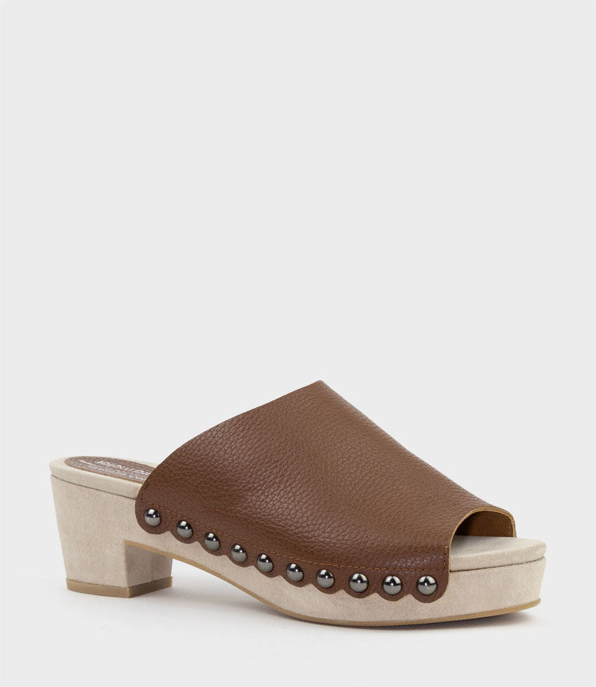 INARA65 Studded Slide on Unit in Tan - Edward Meller