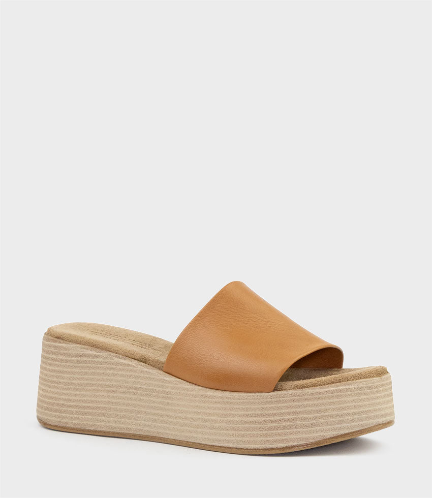 LEVON Slide on Wedge in Tan - Edward Meller