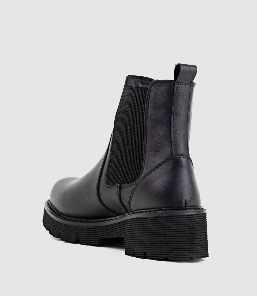 WAYWARD Ankle Boot with Gusset in Black